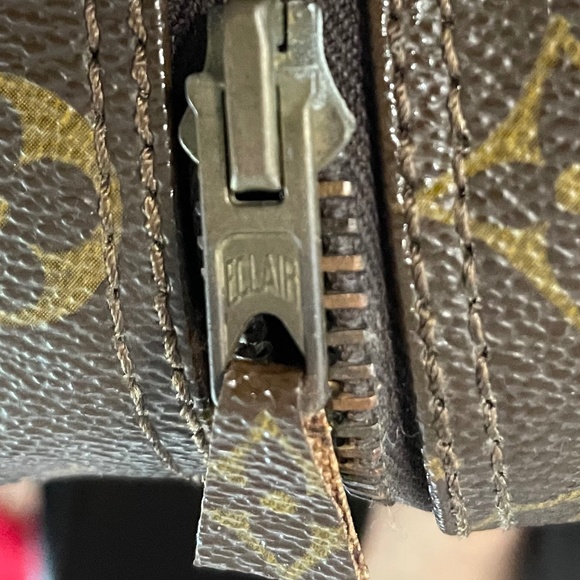 Authentic LOUIS VUITTON Trousse 28 Large Cosmetic Case Clutch - Picture 9 of 11